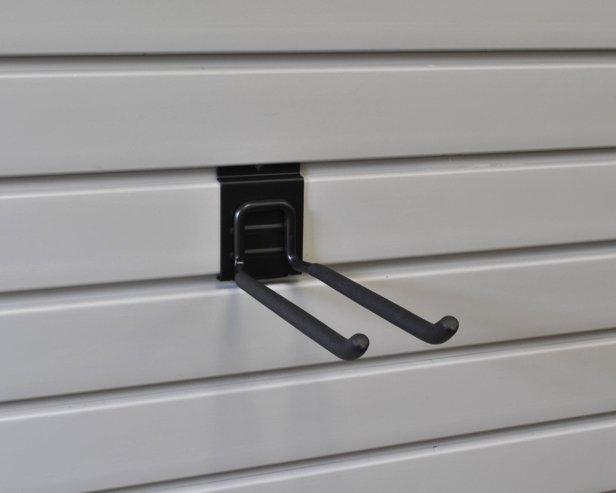 Snap-Latch 8